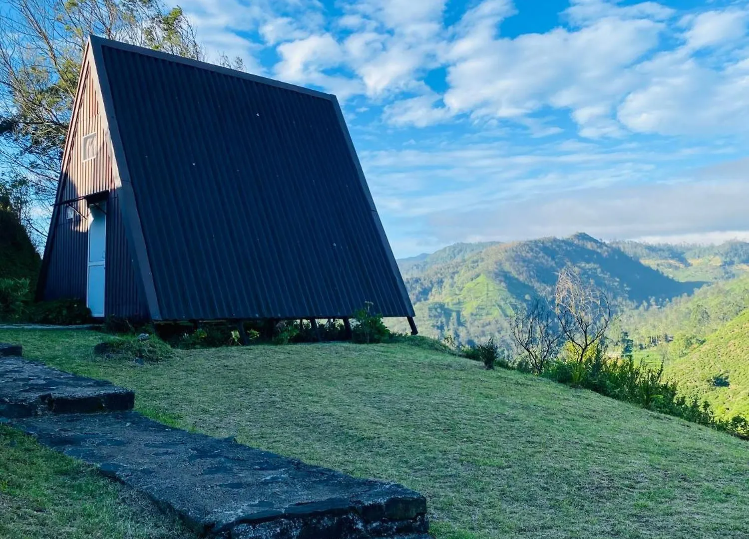 Delvins Lodge Nuwara Eliya Hotel